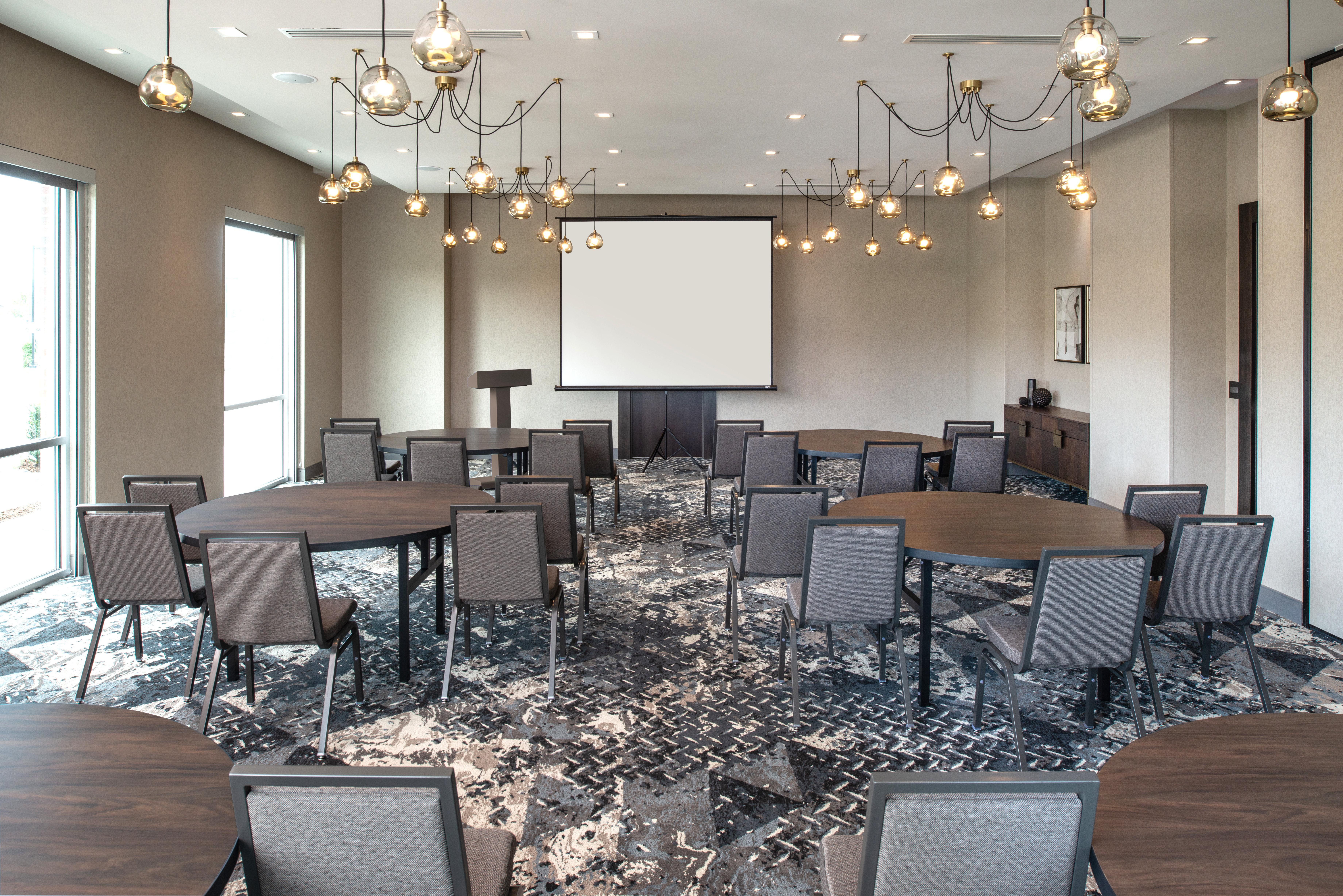 Holiday Inn Boston Logan Airport - Chelsea By Ihg Exterior foto